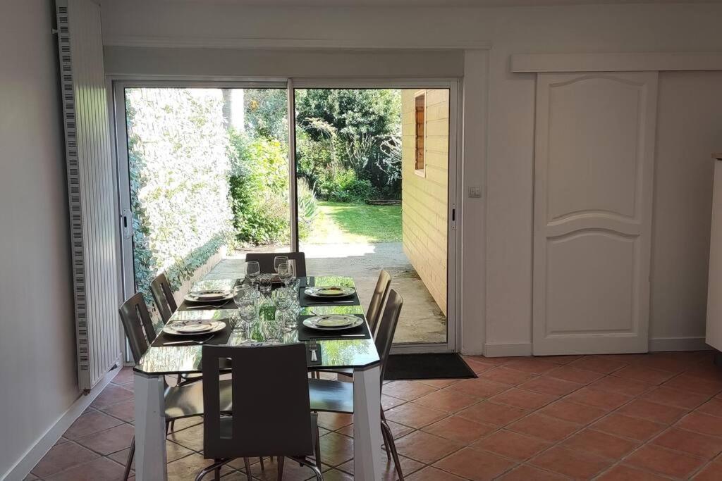 Maison Ronchin/Lille - Proche Toutes Commodites Eksteriør billede